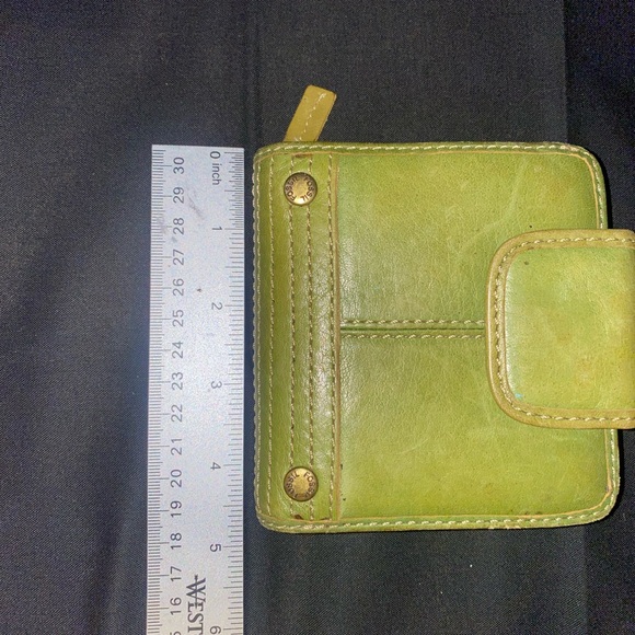 Green Leather Wallet - Picture 1 of 8